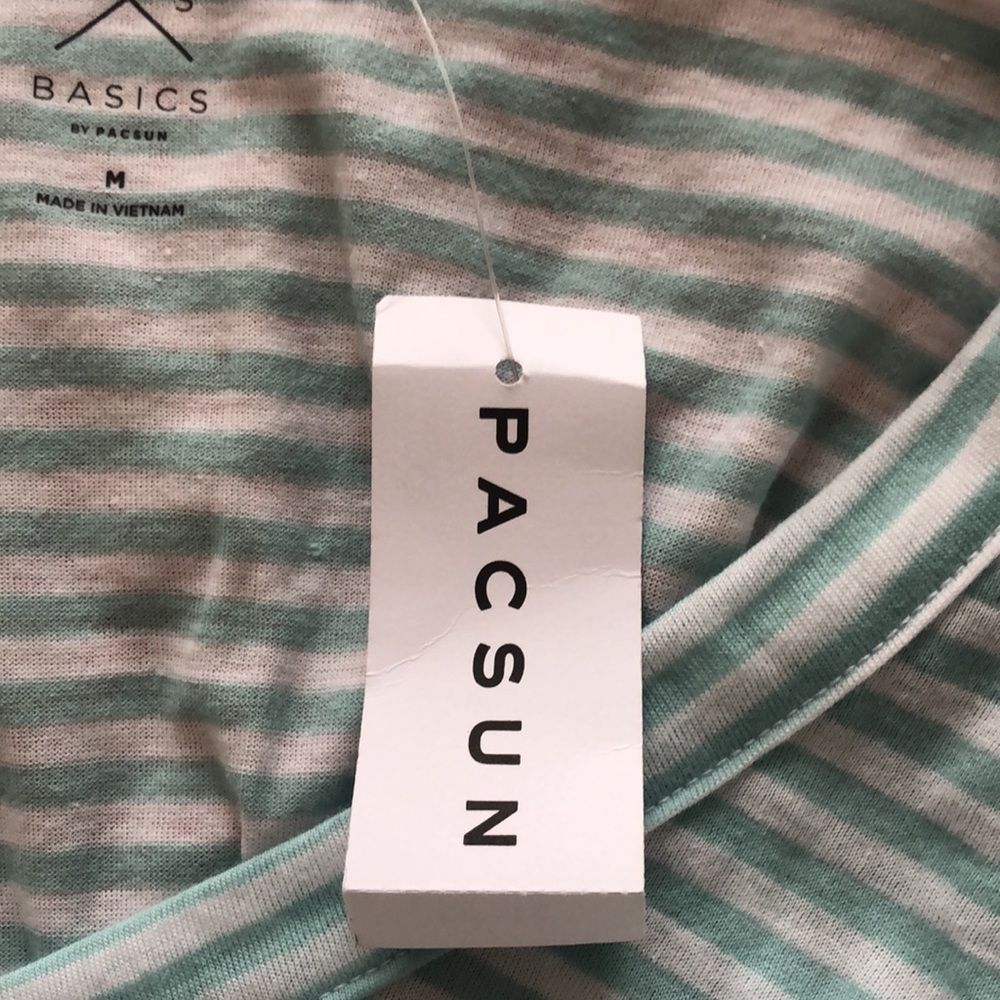 PacSun basic cropped tee - Picture 3 of 4